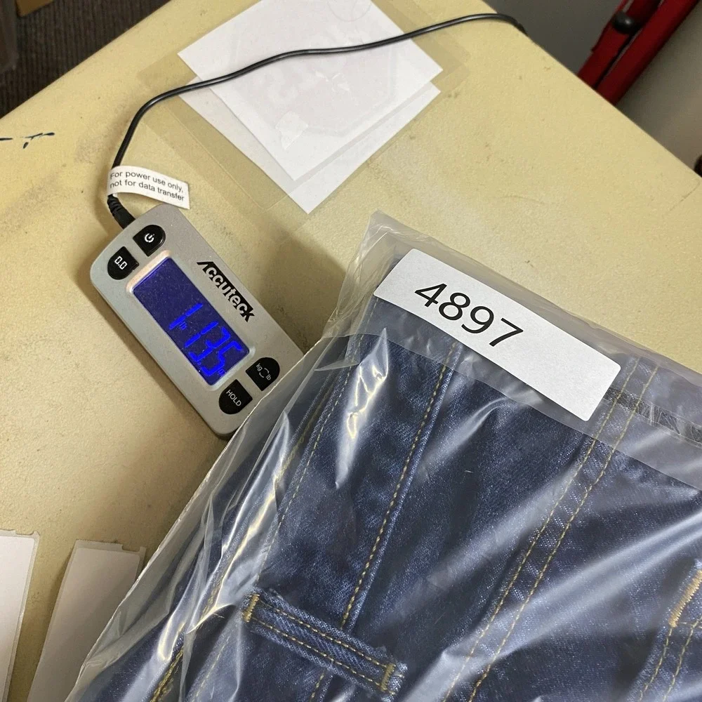 Levis 501 Jeans Mens 42x26‎ Button Fly Straight Leg Denim Classic